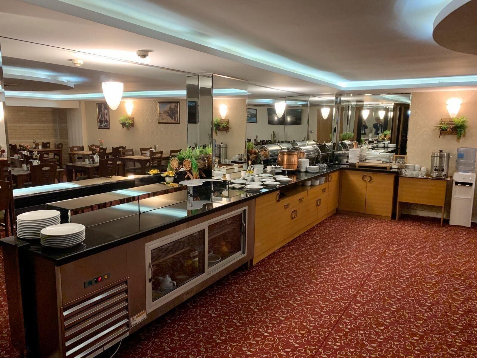 Adana Yukselhan Hotel Εξωτερικό φωτογραφία