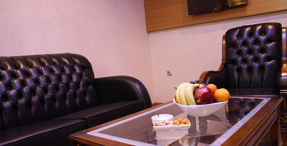Adana Yukselhan Hotel Εξωτερικό φωτογραφία